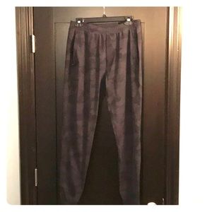 Lululemon Men’s Surge Pant Black Camo 29”Medium M